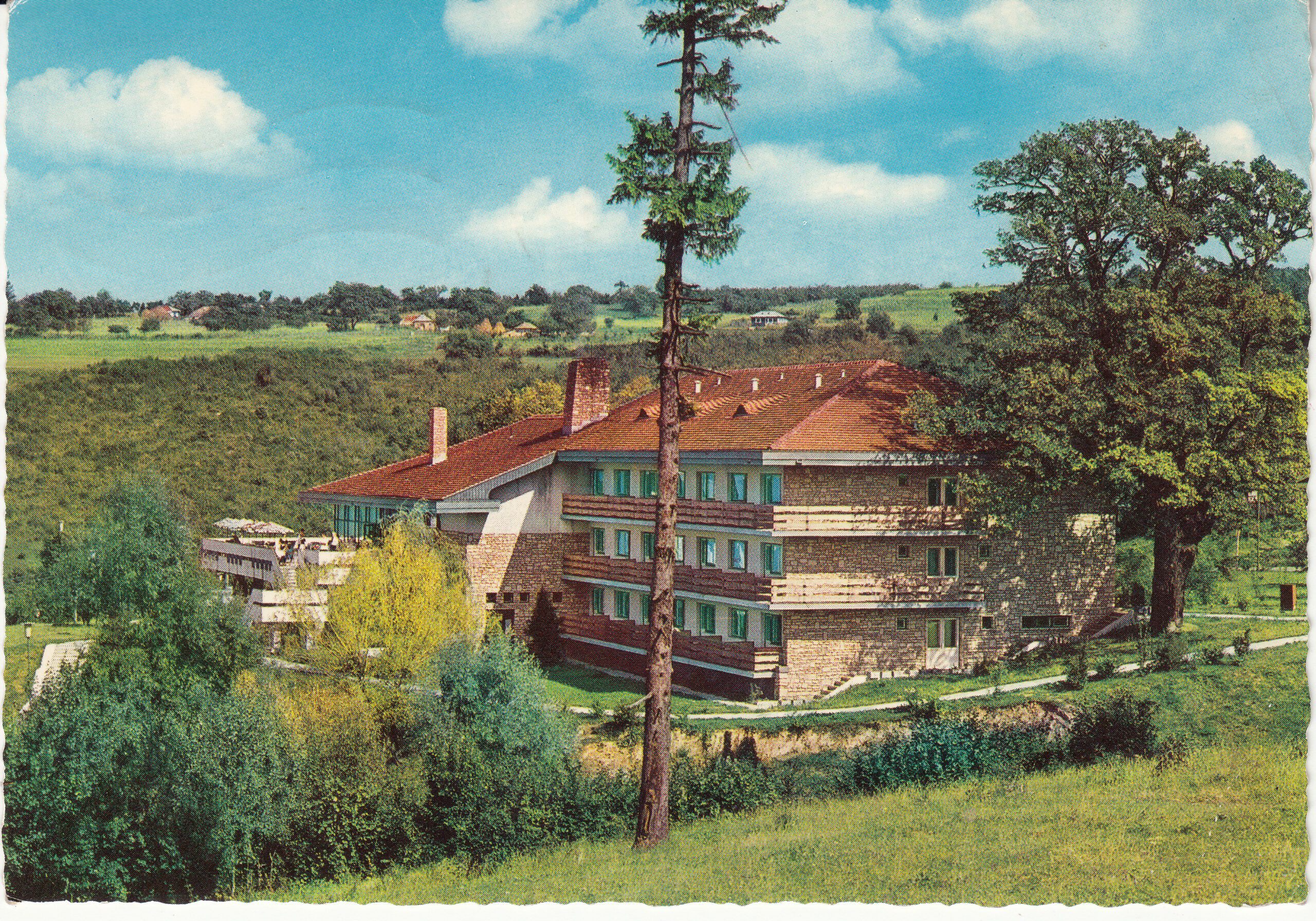1.595- 1 Krüger Postcard Romania Iași Motel Bucium