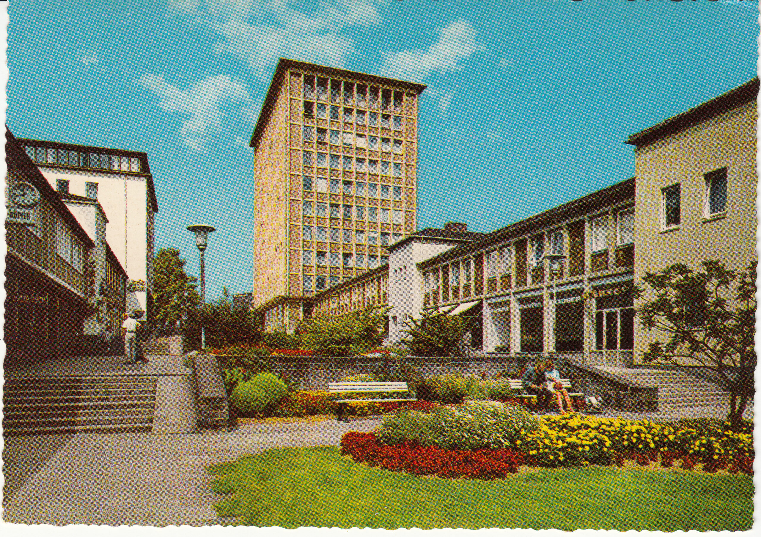 0.975- 39 Krüger Postcard Germany Kassel