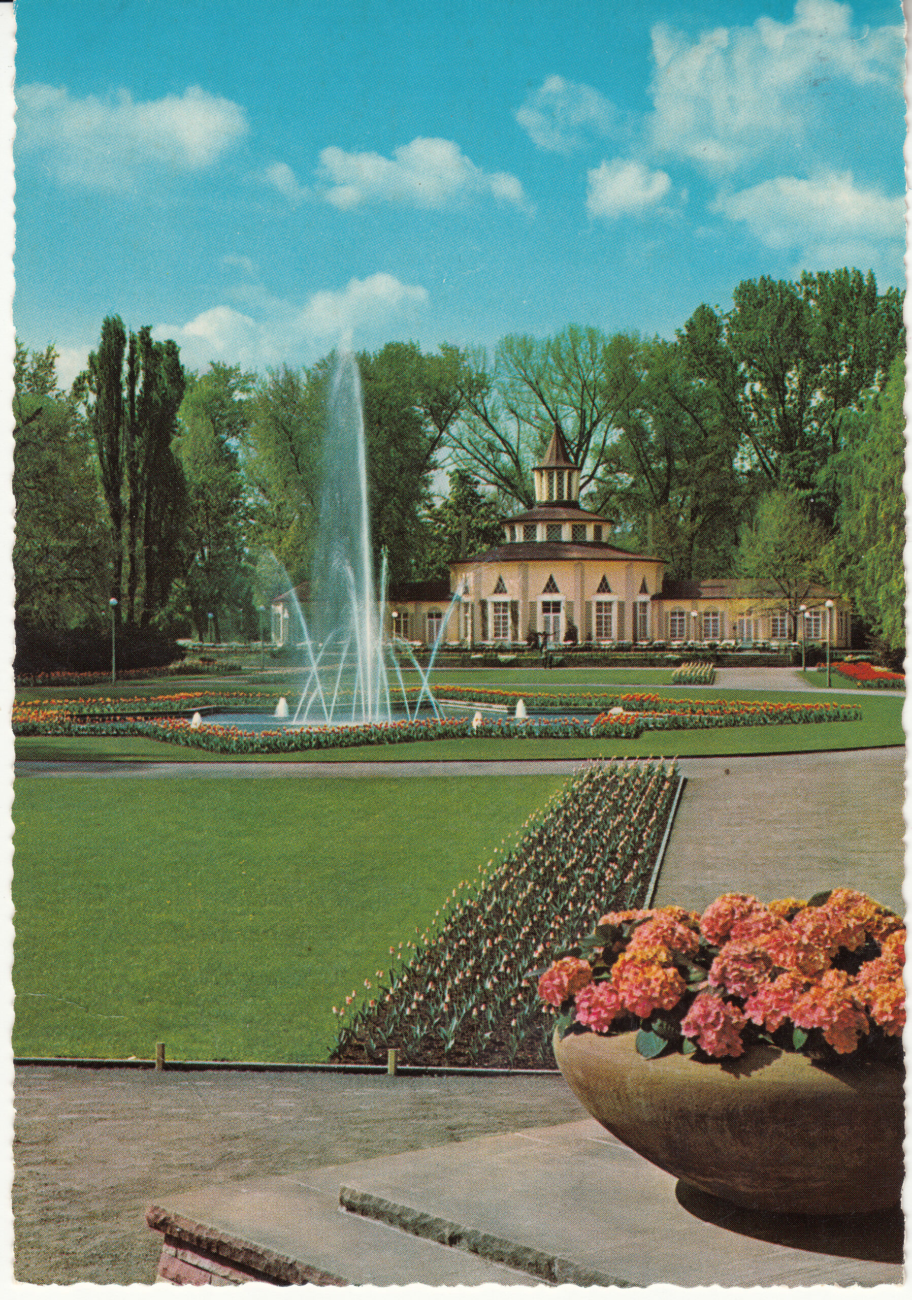 0.978- 4 Krüger Postcard Germany Ludwigshafen