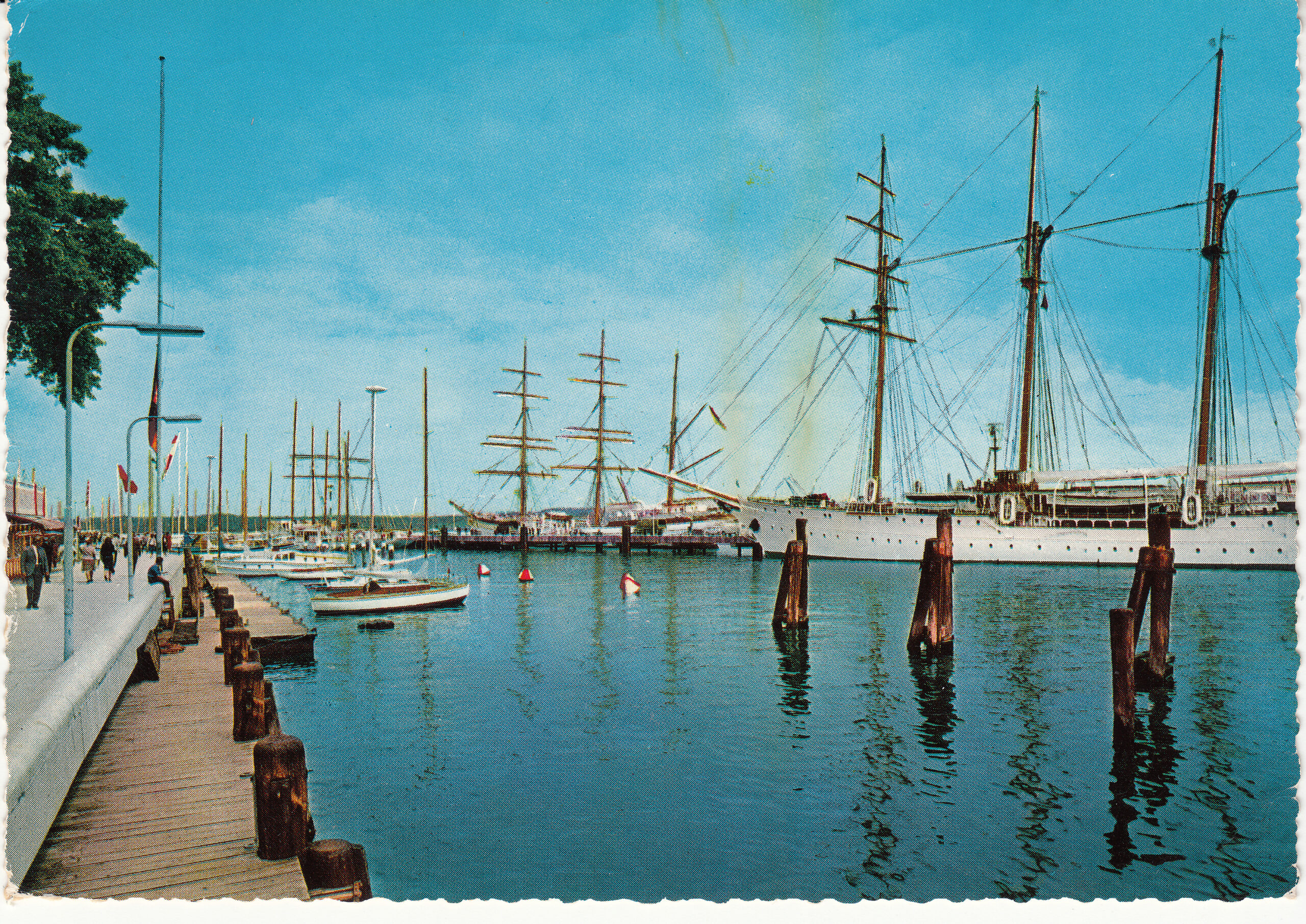 0.983- 39 Krüger Postcard Germany Kiel