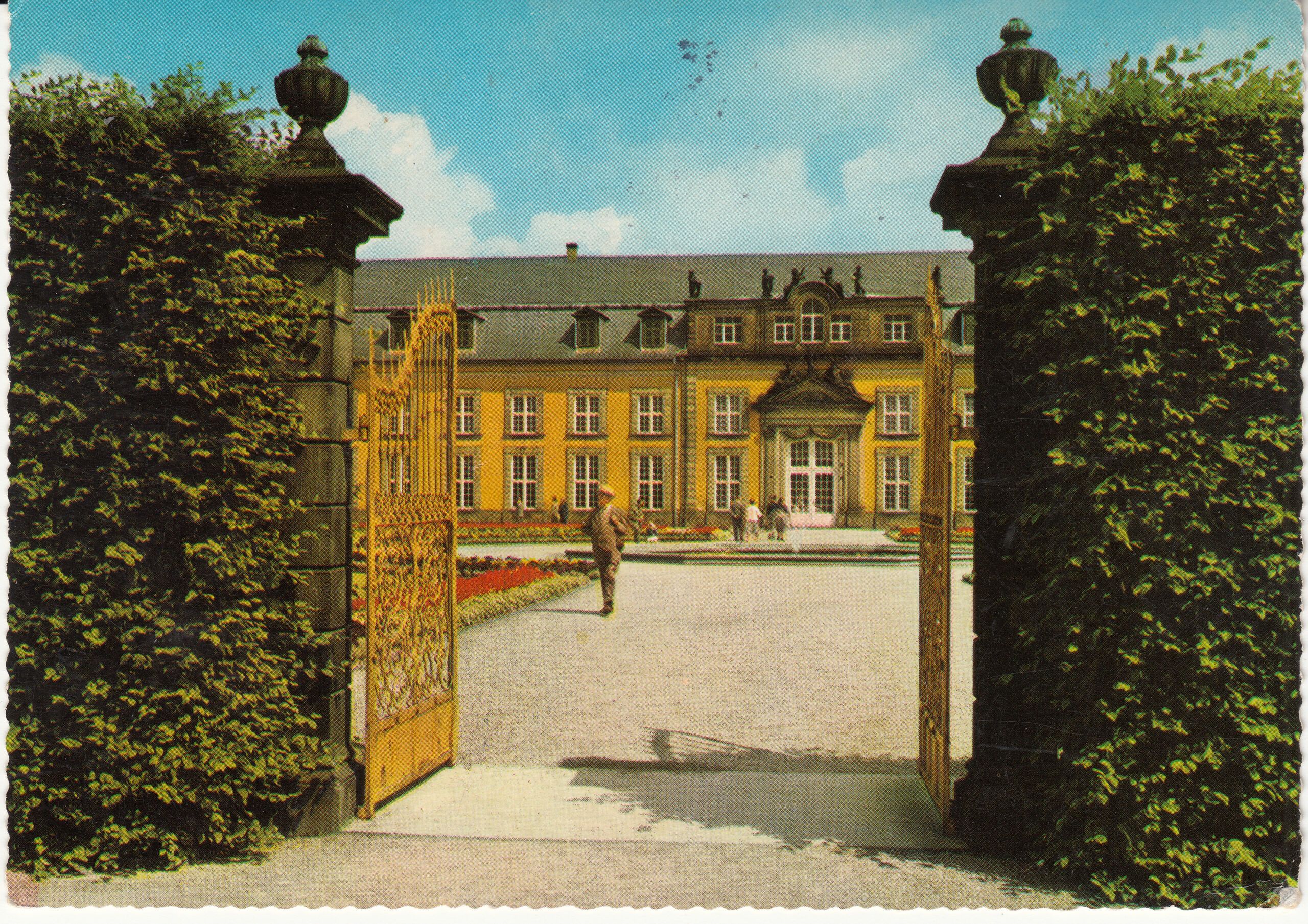 0.943G- 13 Krüger Postcard Germany Hannover