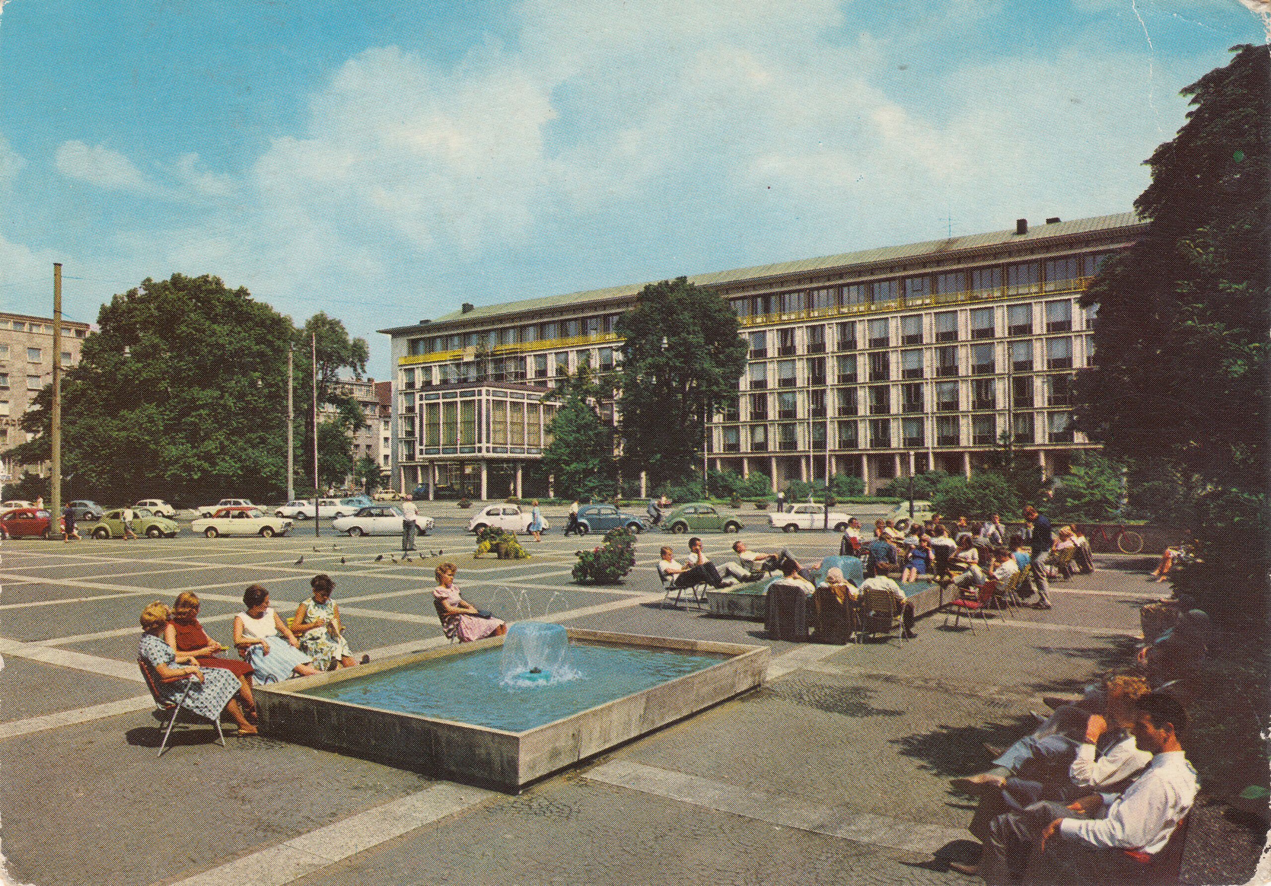 0.943G- 30 Krüger Postcard Germany Hannover