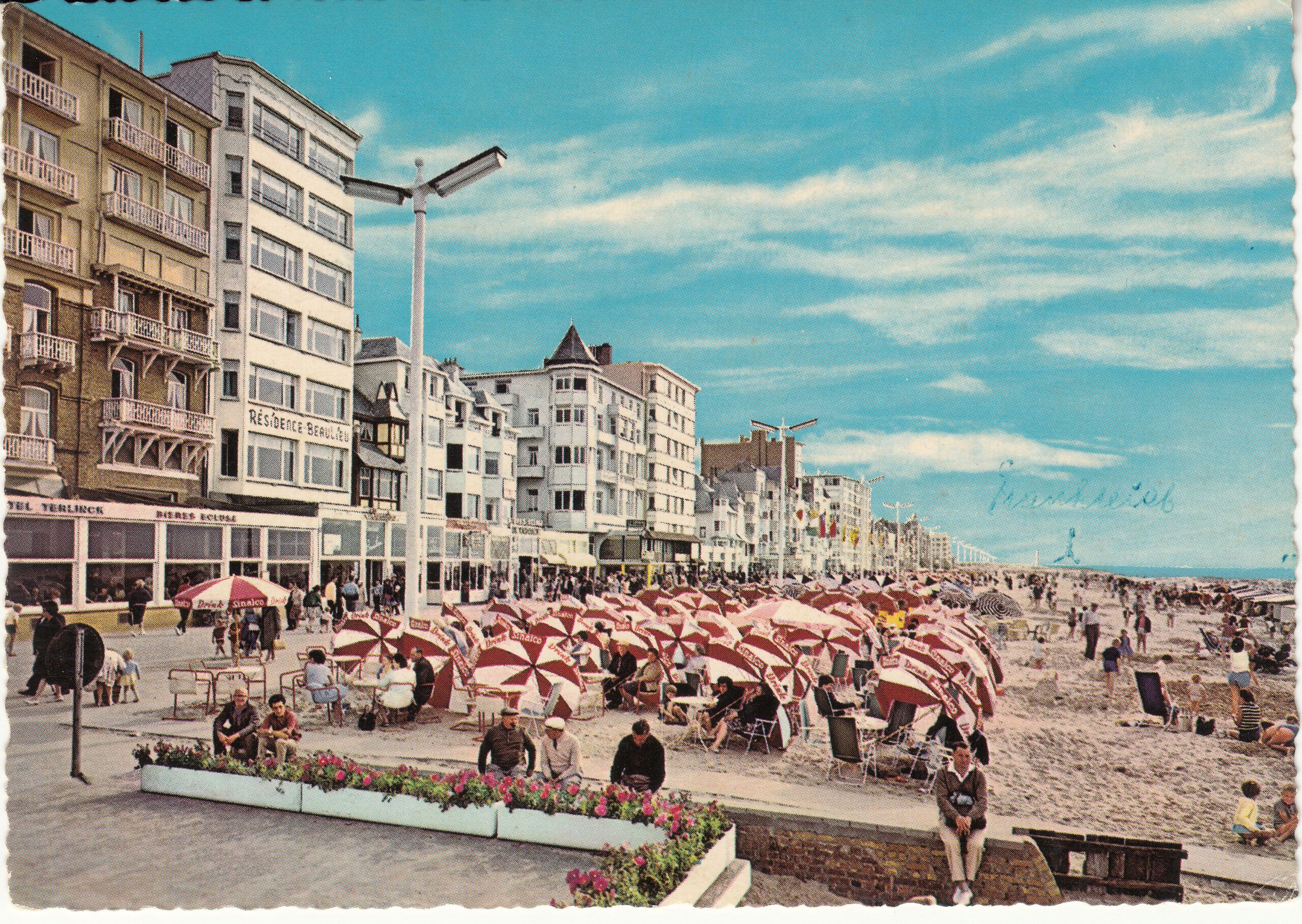 0.994- 27 Krüger Postcard Belgium La Panne