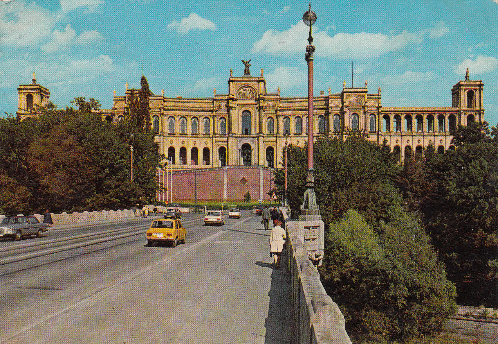 0.924- 32.31 Krüger Postcard Germany München
