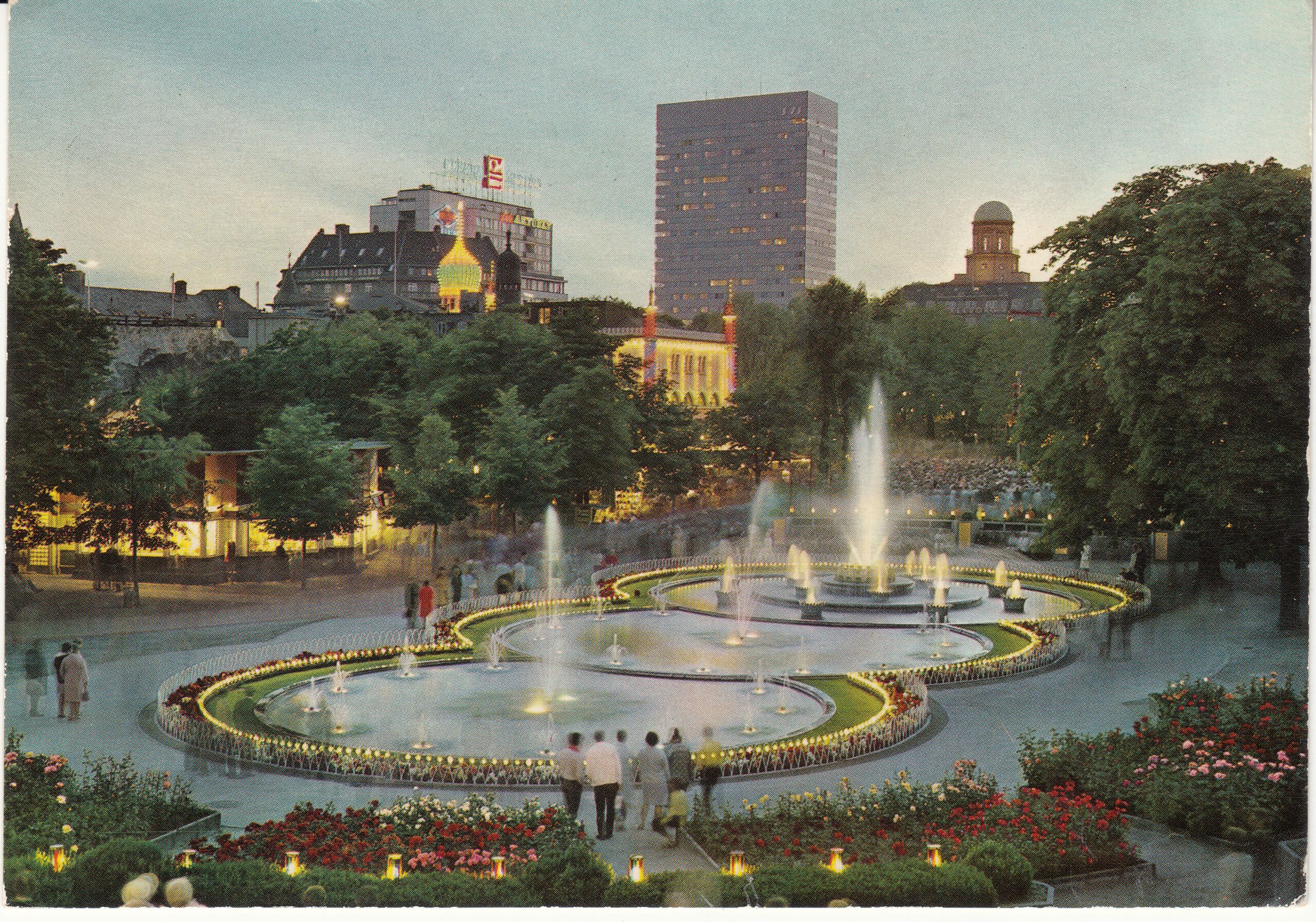 0.989- 63 Krüger Postcard Denmark Copenhagen