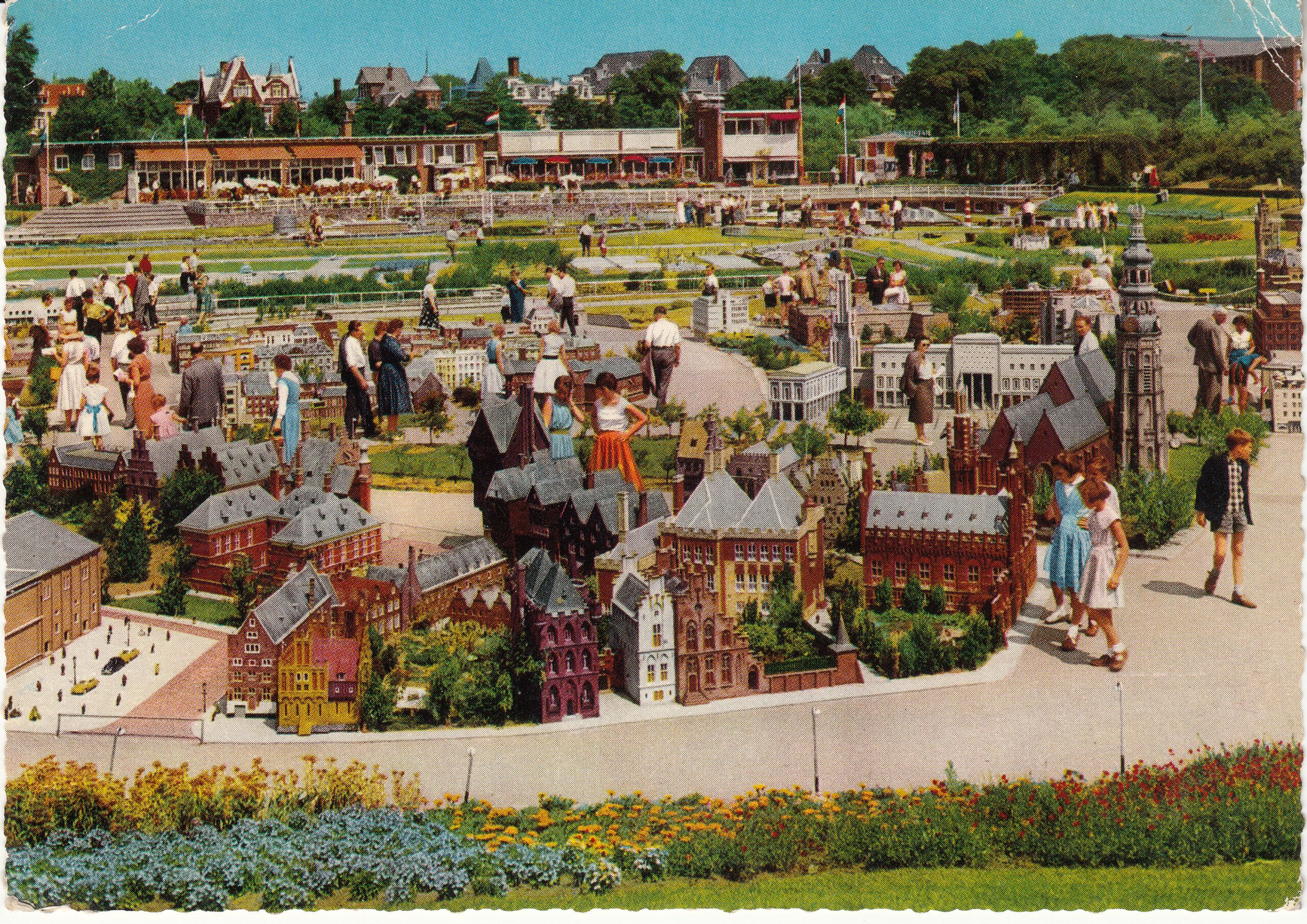 0.966- 19 MUVA Postcard Holland S. Gravenhage
