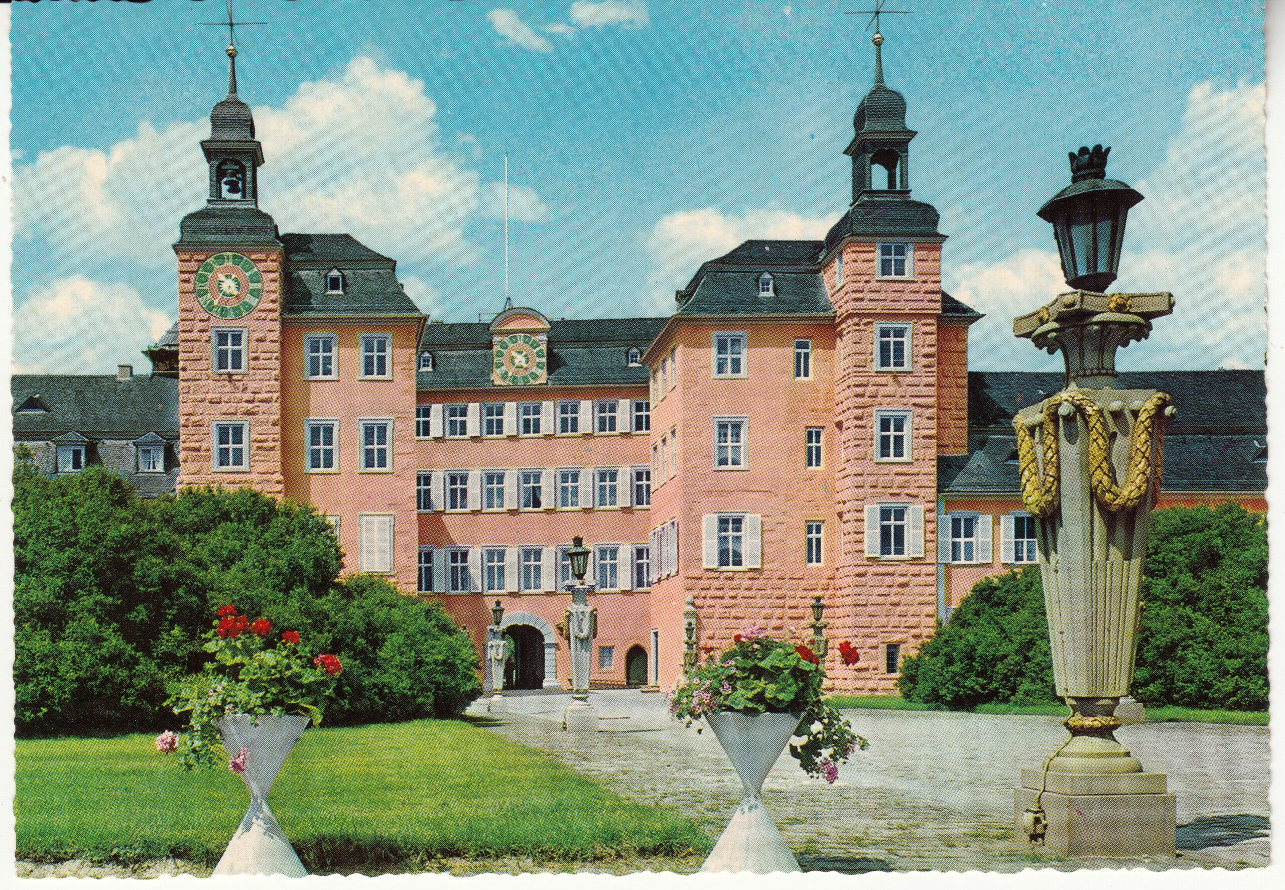 1.192- 3 Krüger Postcard Germany Schwetzingen