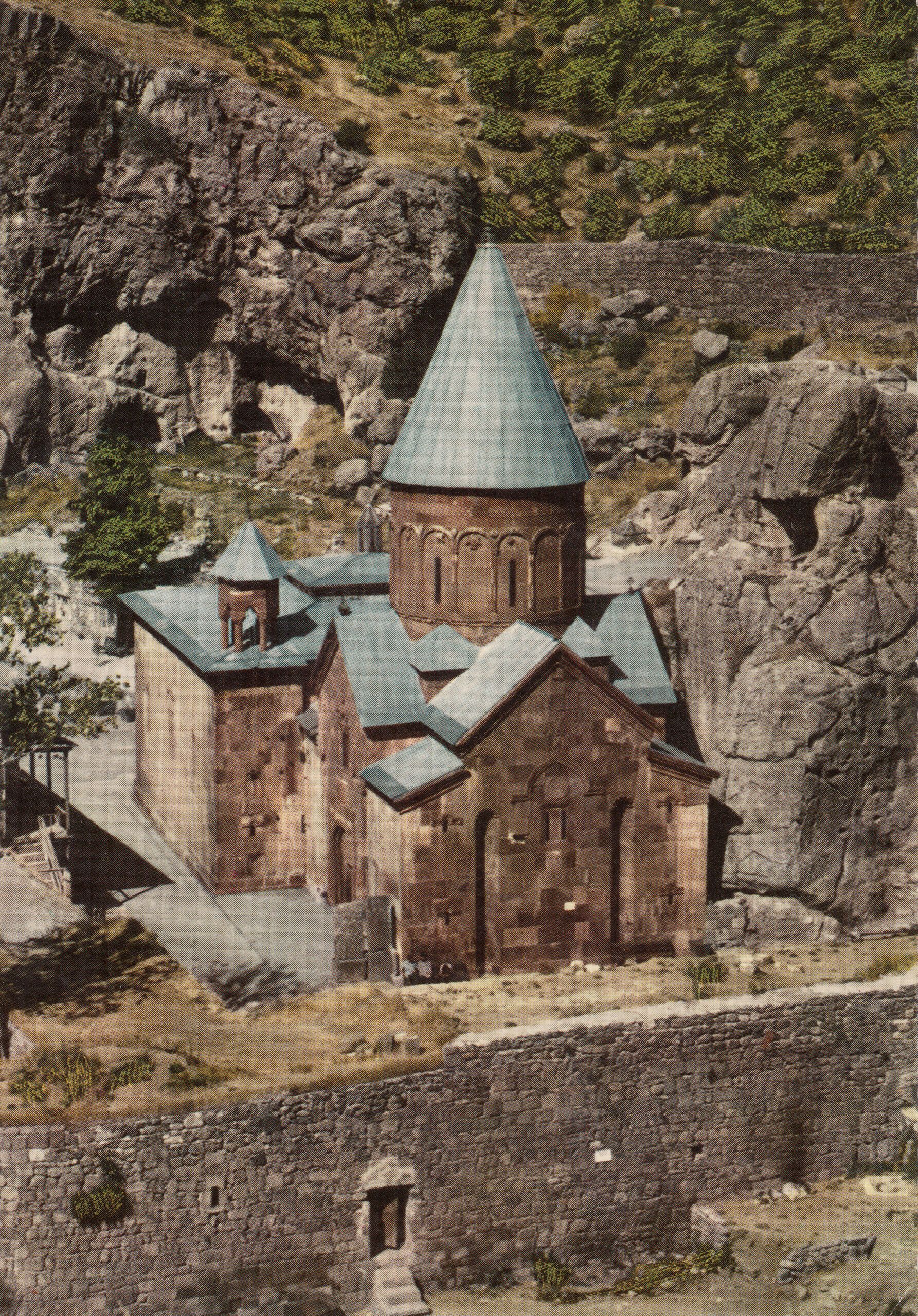 1.553- 7 Krüger Postcard Armenia Garni