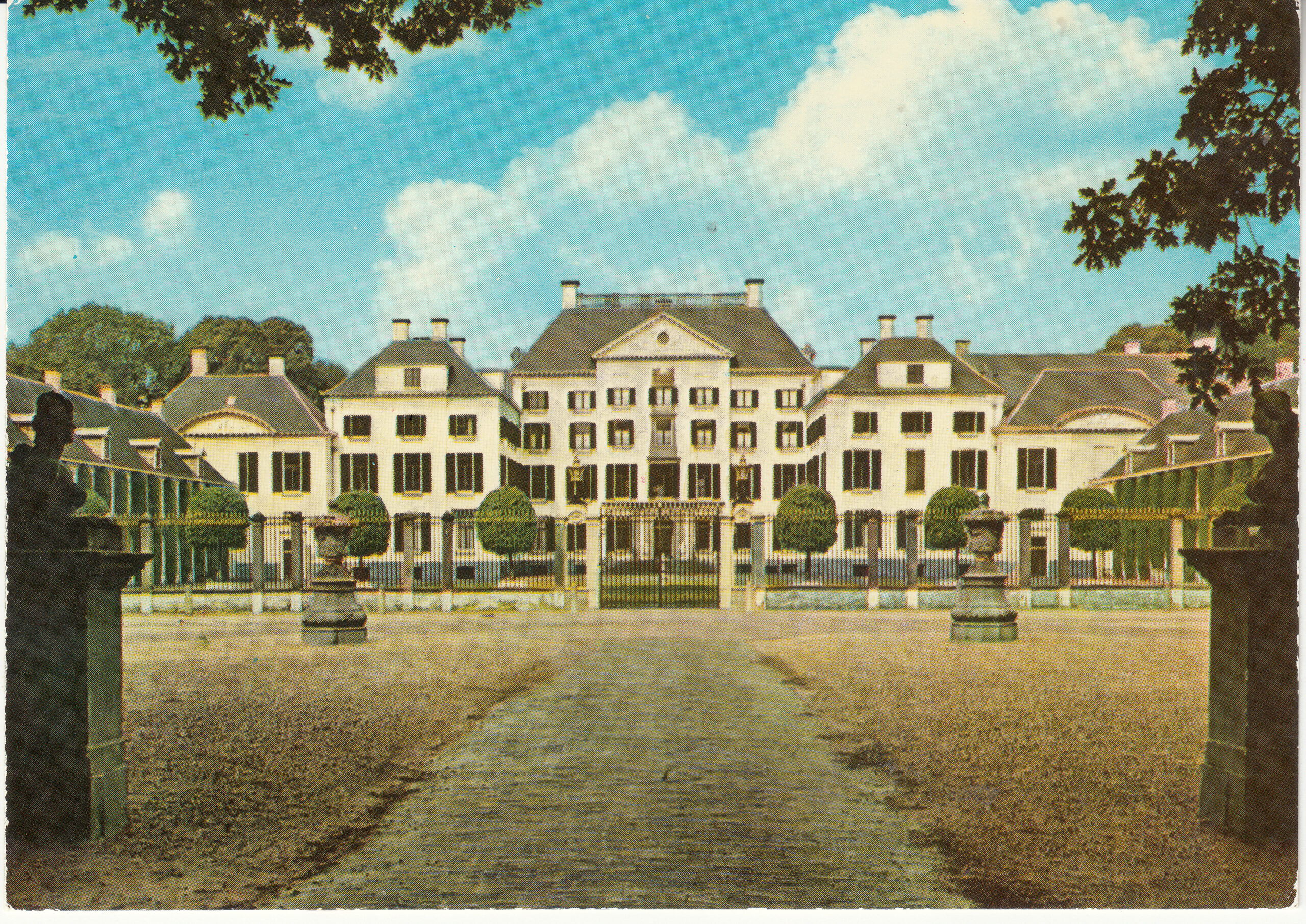0.995- 23.51 Krüger Postcard Netherlands-Holland Apeldoorn