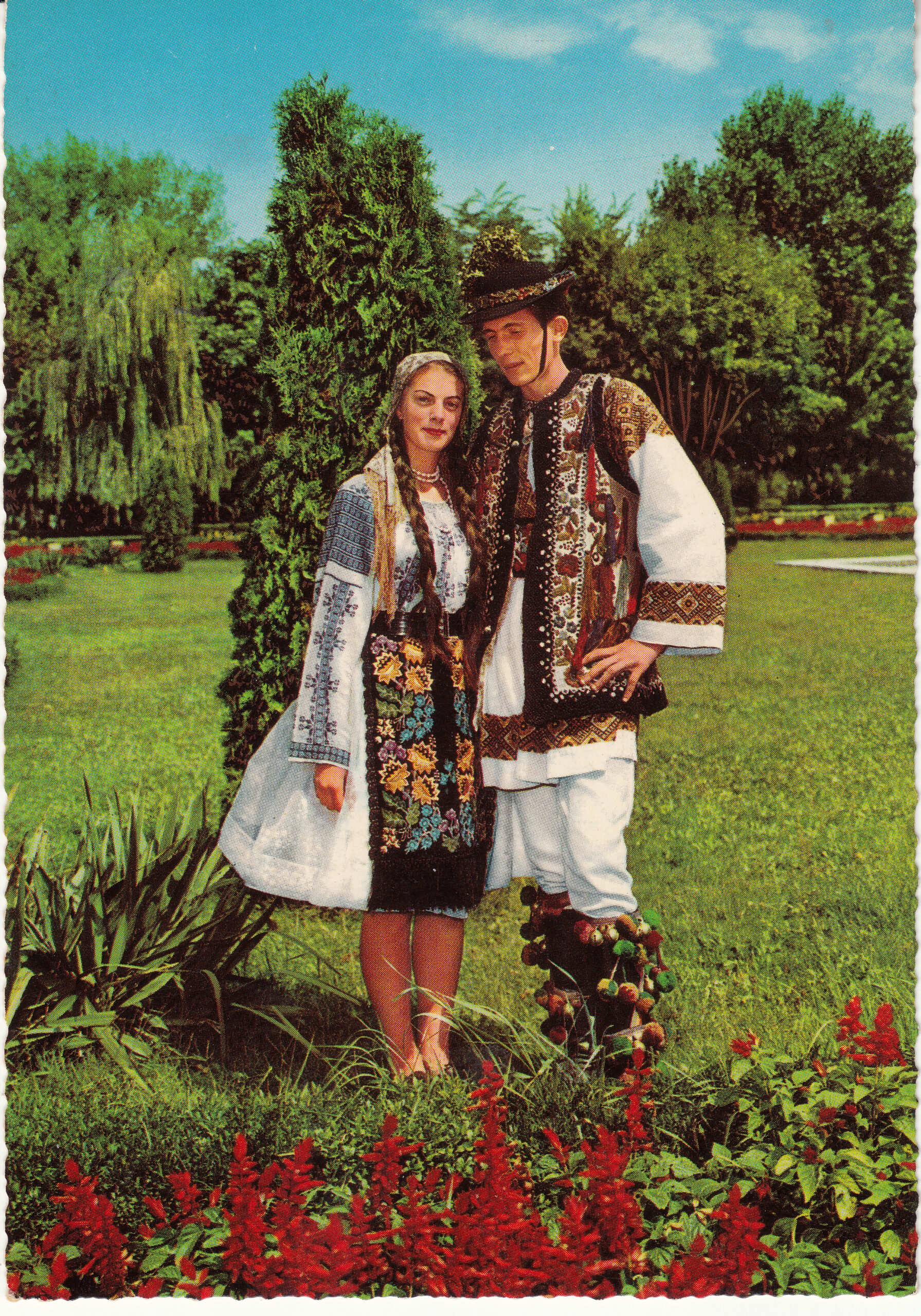 1.368- 9 Krüger Postcard Romania Folk costume