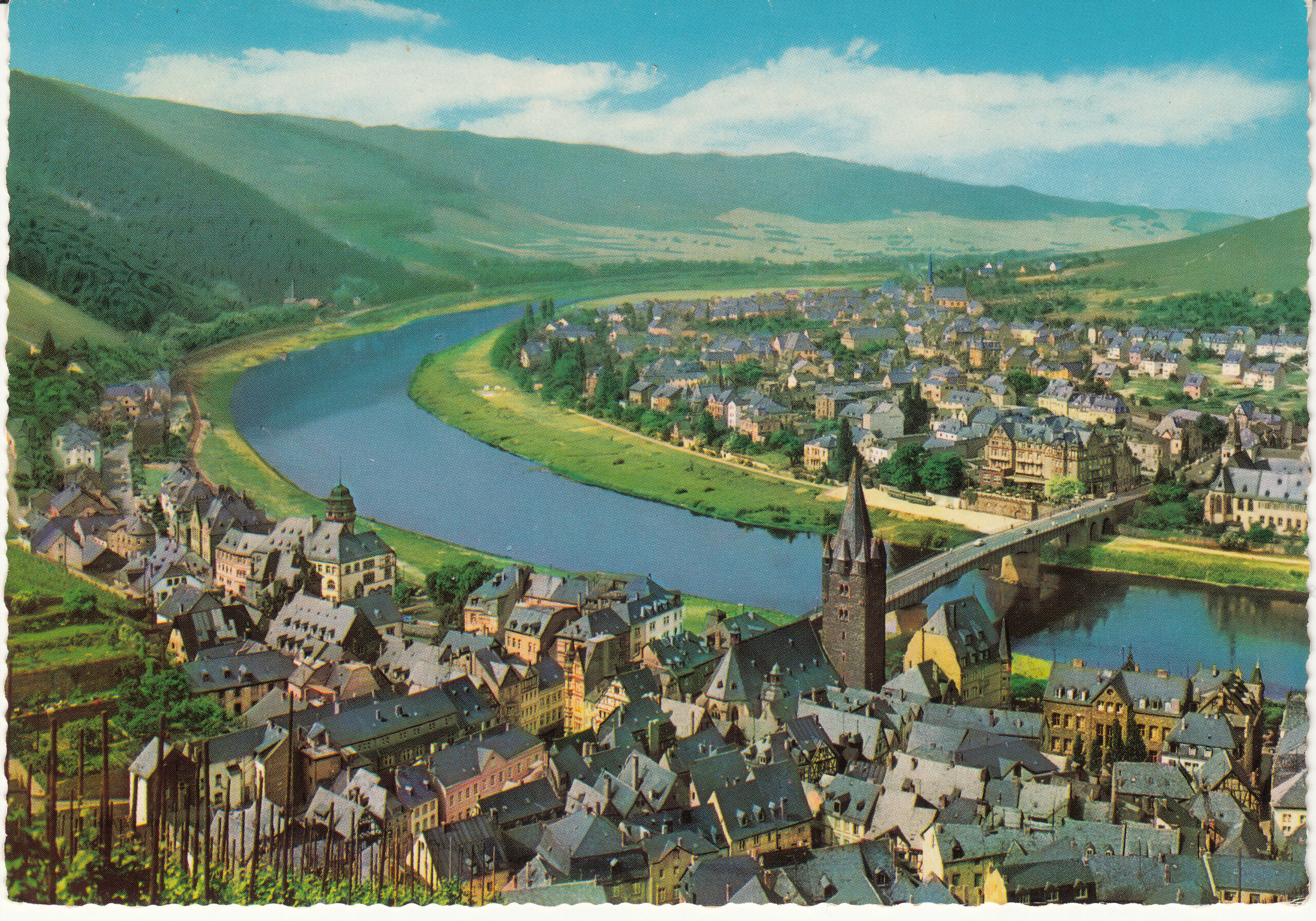 0.955- 8 Krüger Postcard Germany Mosel Bernkastel-Kues