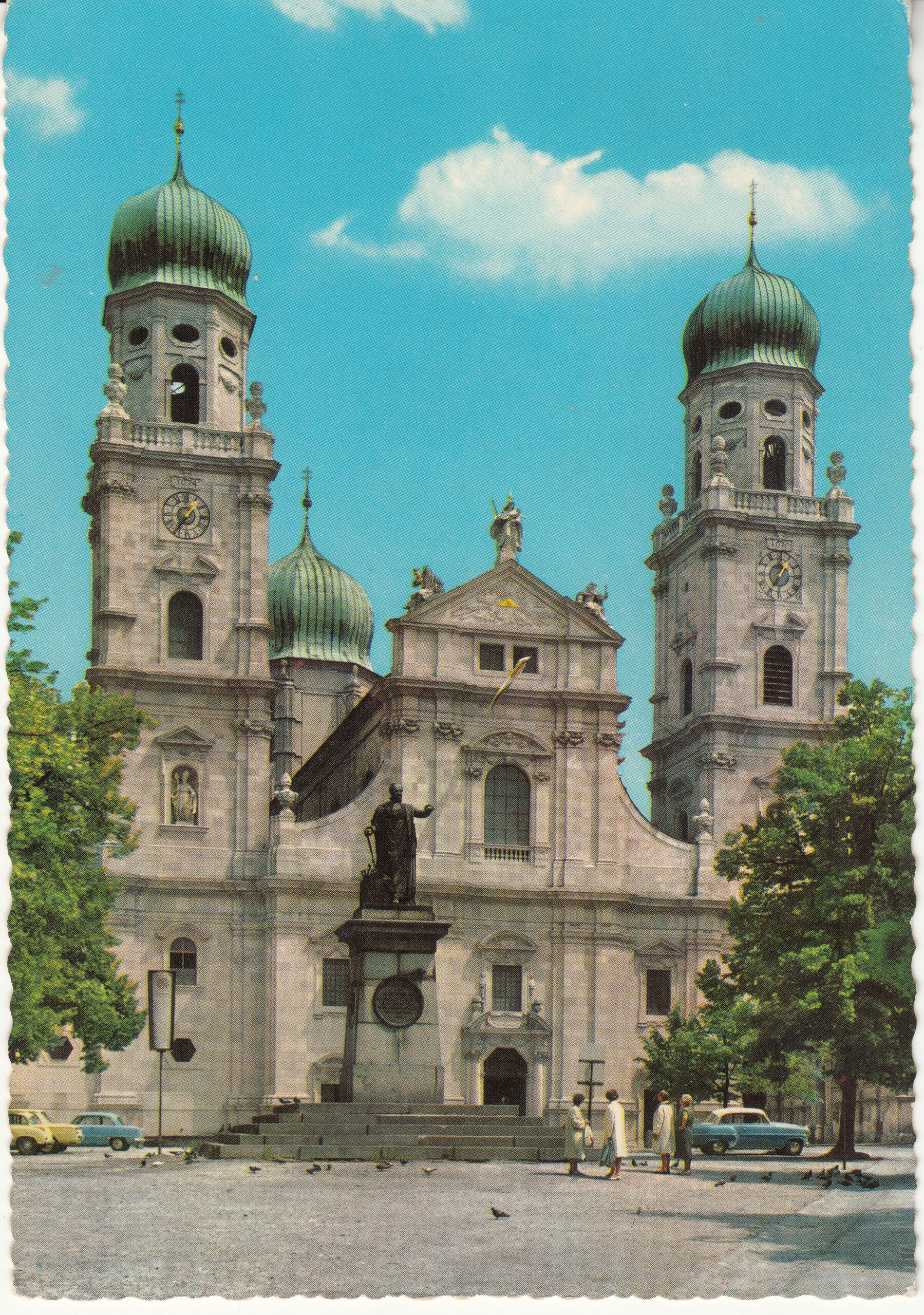 1.051- 13 Krüger Postcard Germany Passau